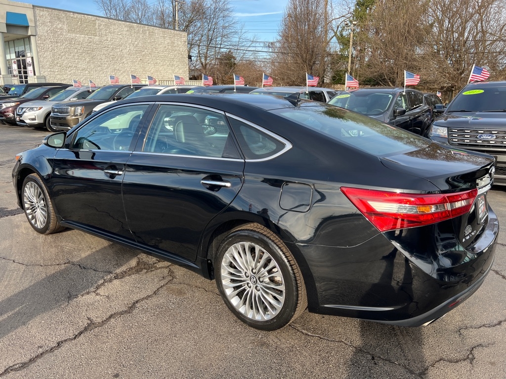Toyota Avalon XLE Premium (Natl) 2018