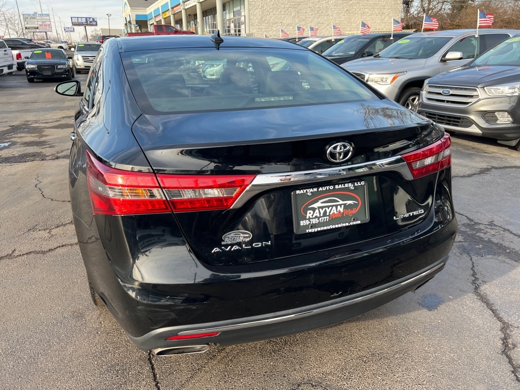 Toyota Avalon XLE Premium (Natl) 2018