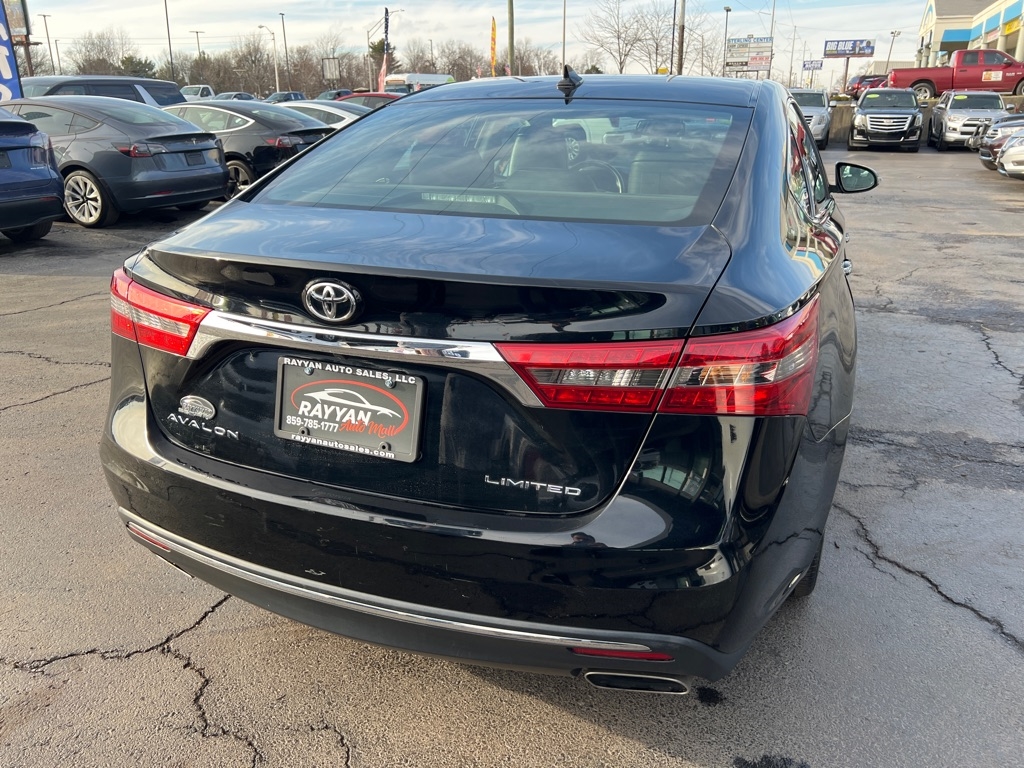 Toyota Avalon XLE Premium (Natl) 2018