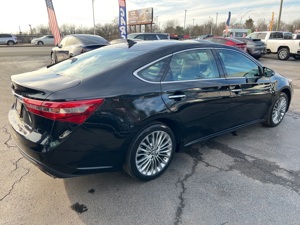 Toyota Avalon XLE Premium (Natl) 2018