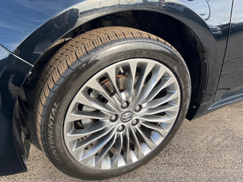 Toyota Avalon XLE Premium (Natl) 2018