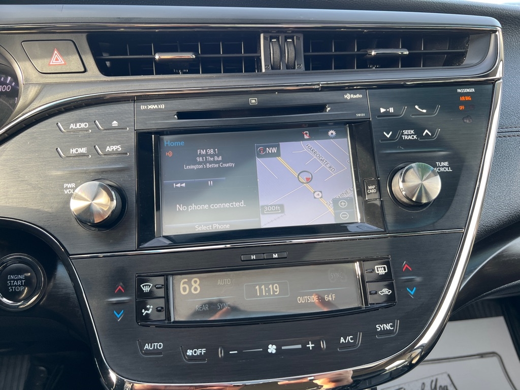 Toyota Avalon XLE Premium (Natl) 2018