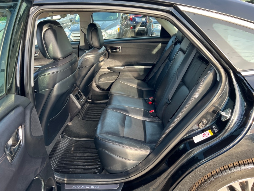 Toyota Avalon XLE Premium (Natl) 2018