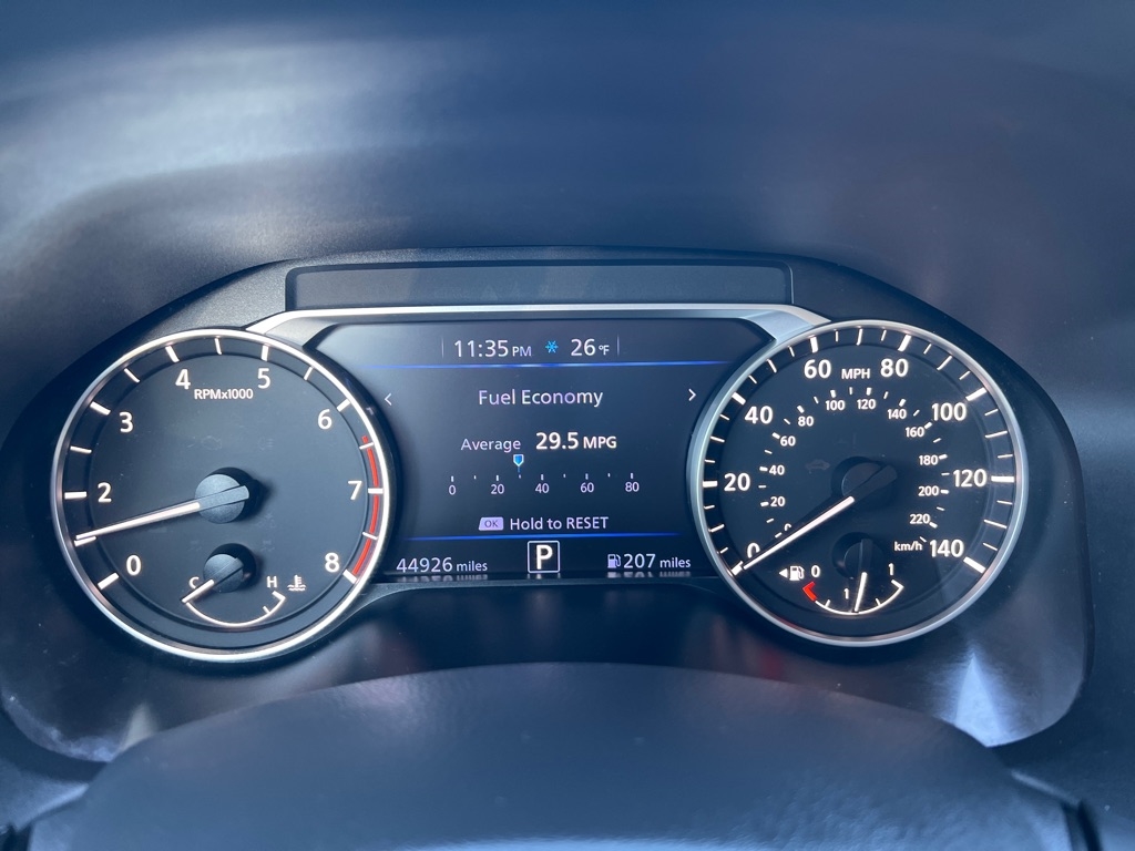 Nissan Altima 2.5 SV Sedan 2024