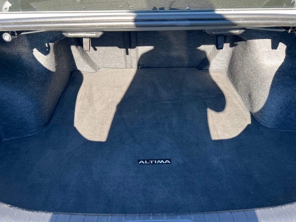 Nissan Altima 2.5 SV Sedan 2024