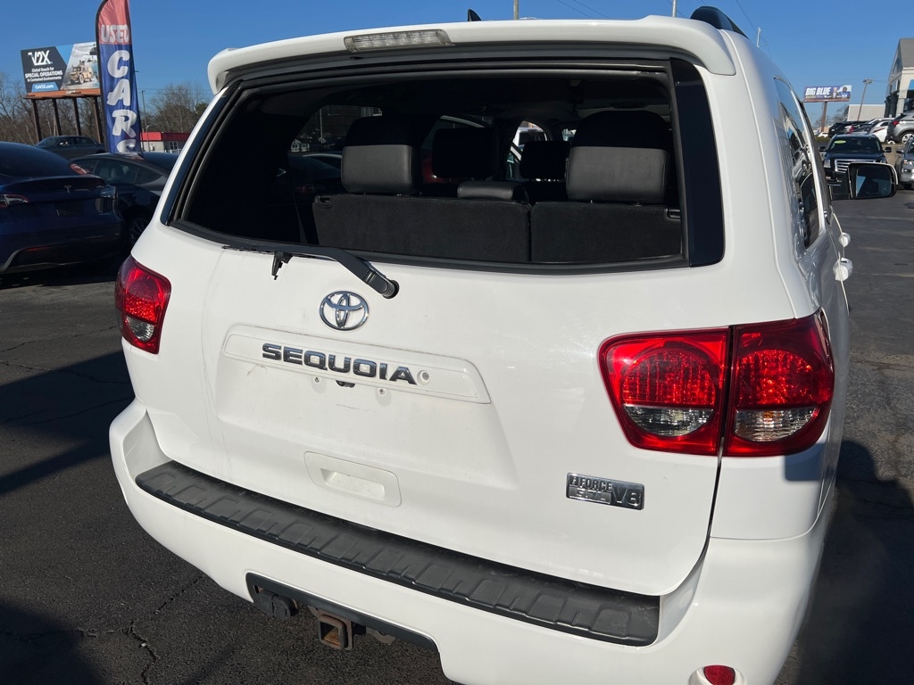 Toyota Sequoia RWD 5.7L SR5 (Natl) 2012