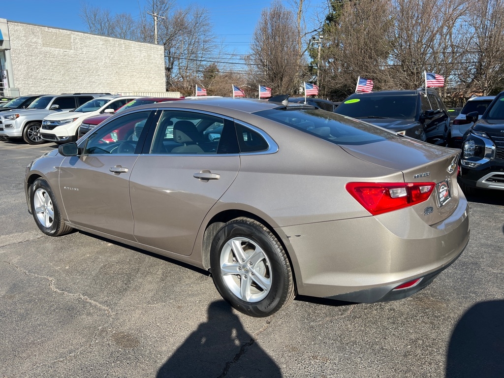 Chevrolet Malibu 4dr Sdn LS w/1LS 2022
