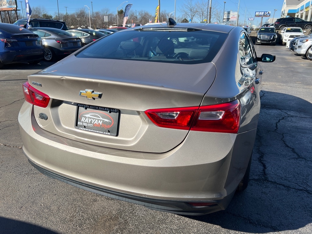 Chevrolet Malibu 4dr Sdn LS w/1LS 2022