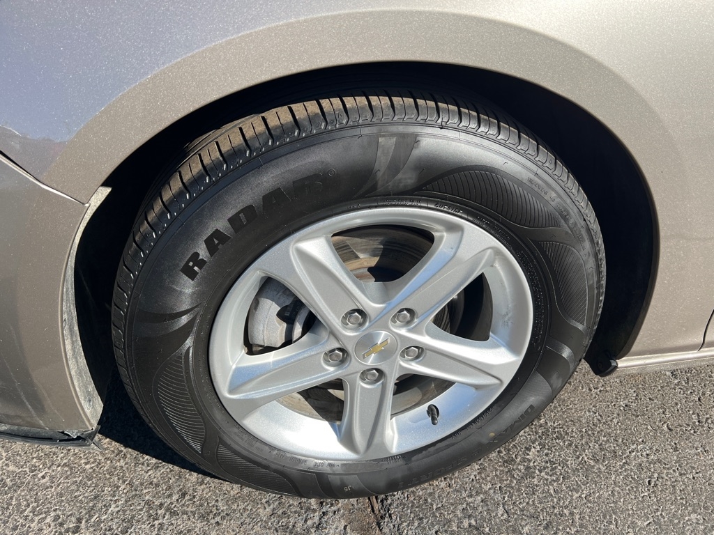 Chevrolet Malibu 4dr Sdn LS w/1LS 2022