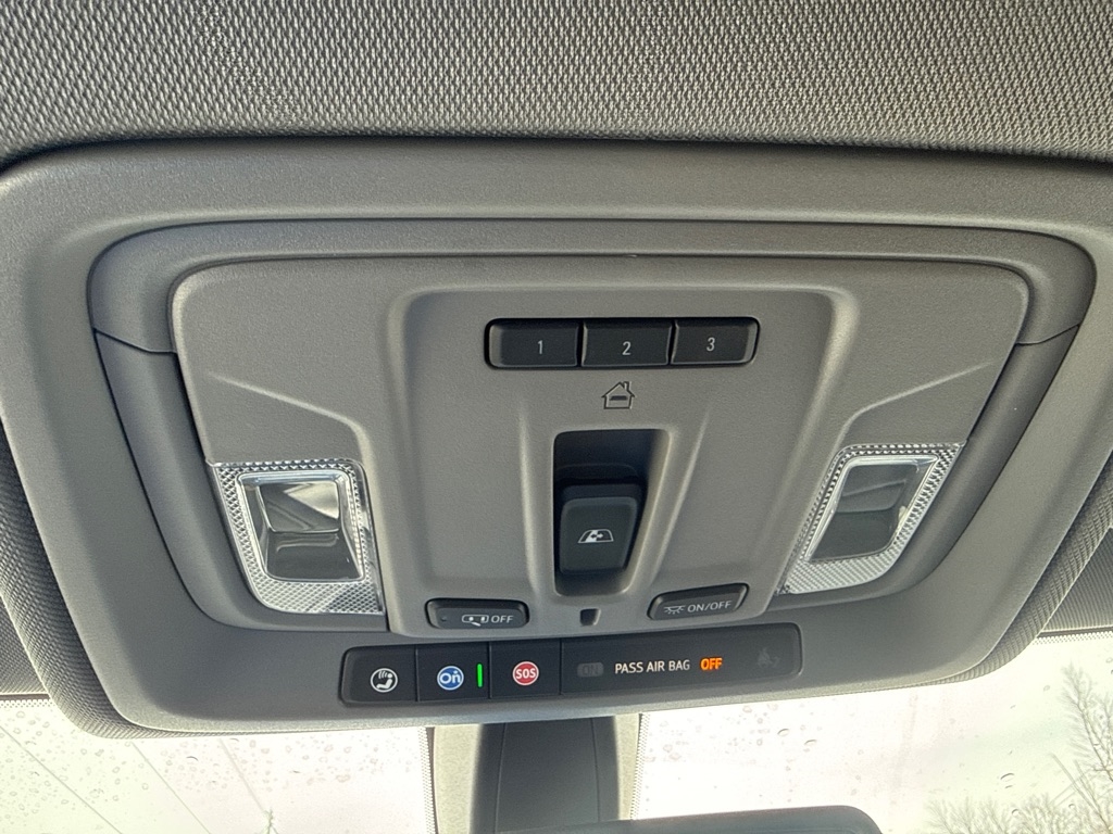 Chevrolet Silverado 1500 4WD Crew Cab 147" LTZ 2019