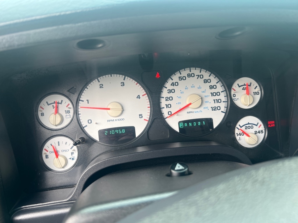 Dodge Ram 2500 4dr Quad Cab 140.5" WB 4WD SLT 2005