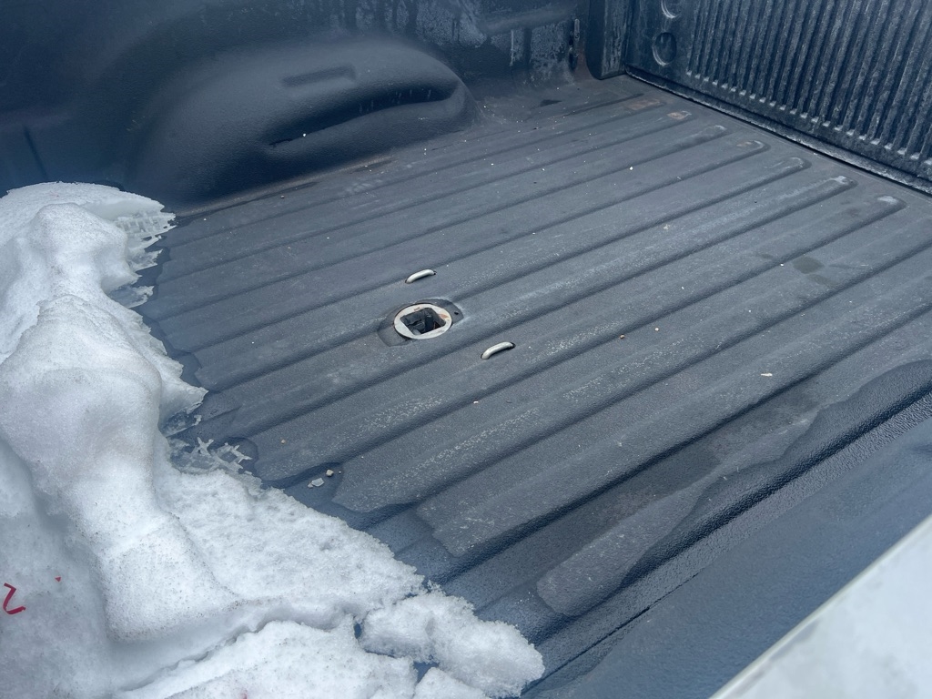 Dodge Ram 2500 4dr Quad Cab 140.5" WB 4WD SLT 2005