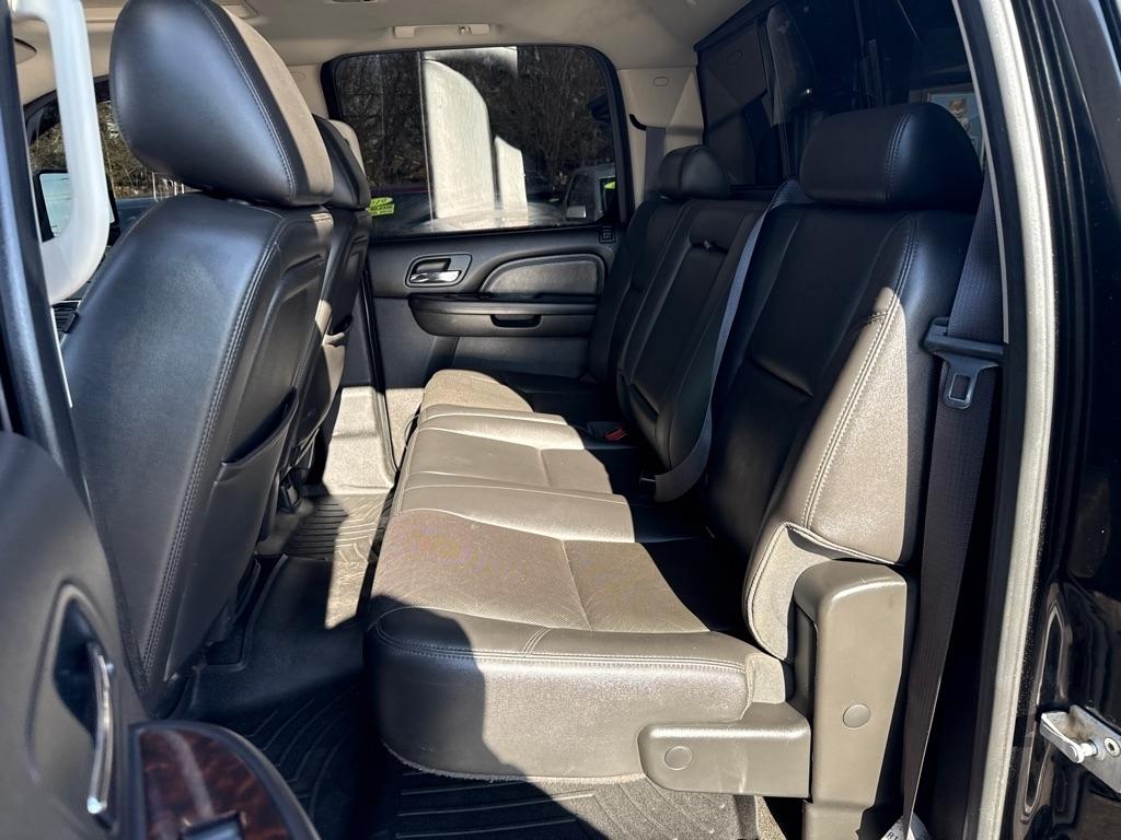 GMC Sierra 2500HD 4WD Crew Cab 153.7" Denali 2014