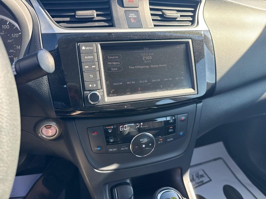 Nissan Sentra SV CVT *Ltd Avail* 2019