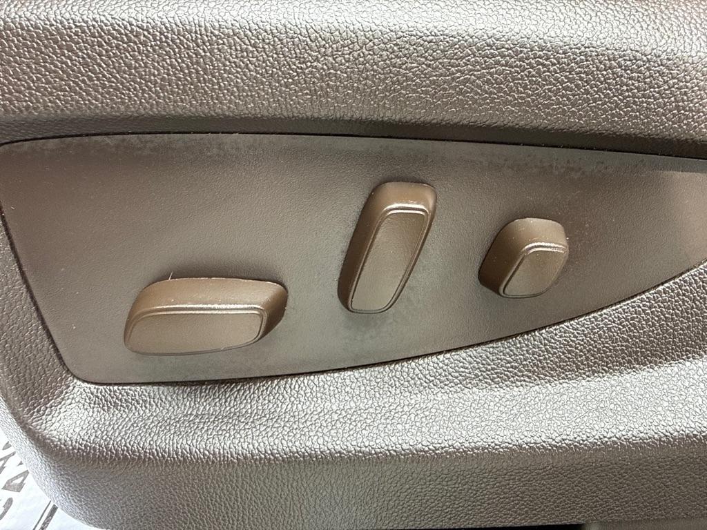 GMC Sierra 1500 4WD Crew Cab 143.5" Denali 2018