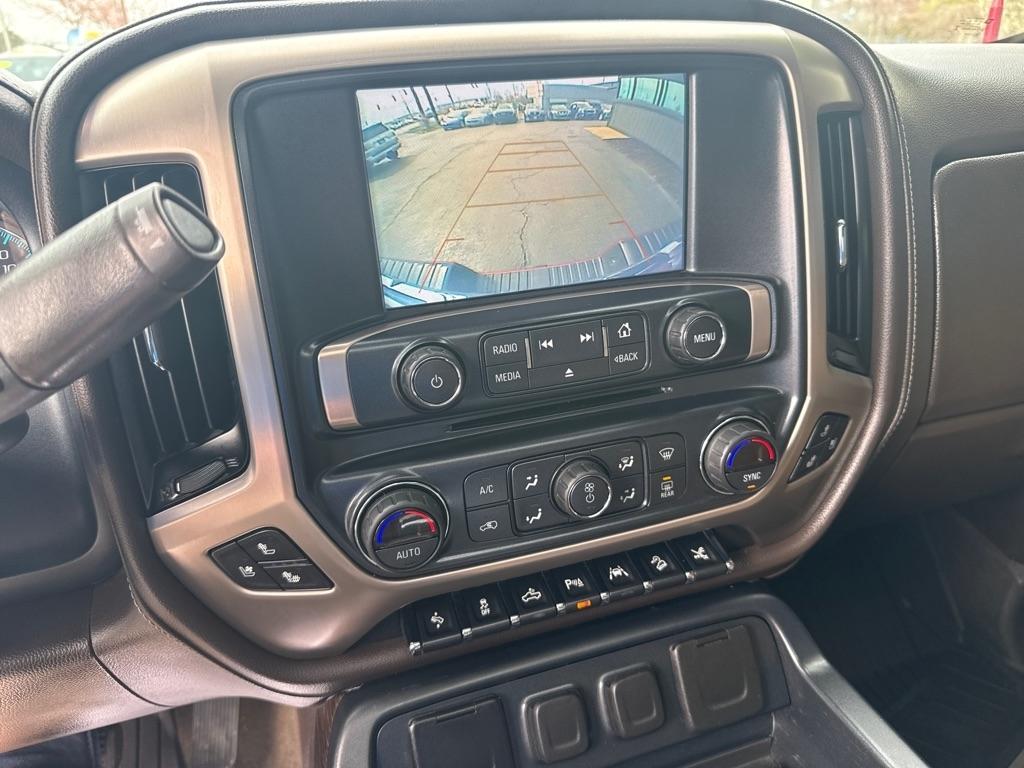 GMC Sierra 1500 4WD Crew Cab 143.5" Denali 2018