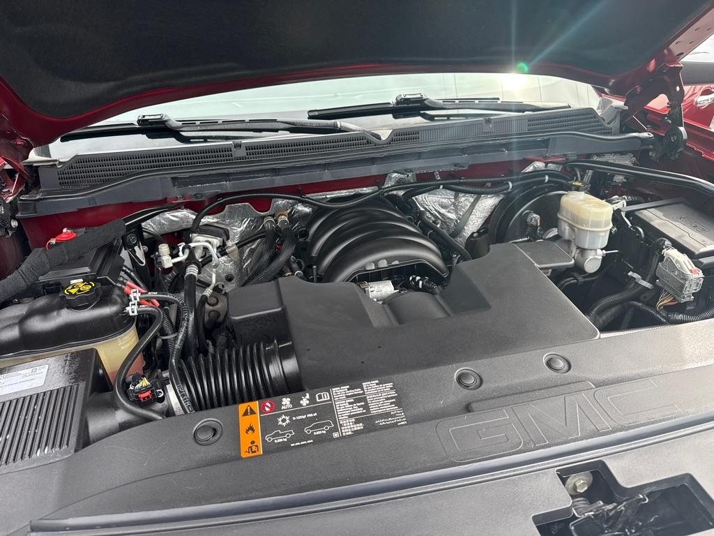 GMC Sierra 1500 4WD Crew Cab 143.5" Denali 2018