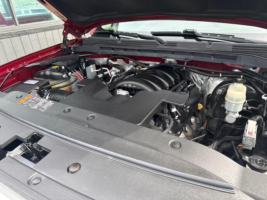 GMC Sierra 1500 4WD Crew Cab 143.5" Denali 2018