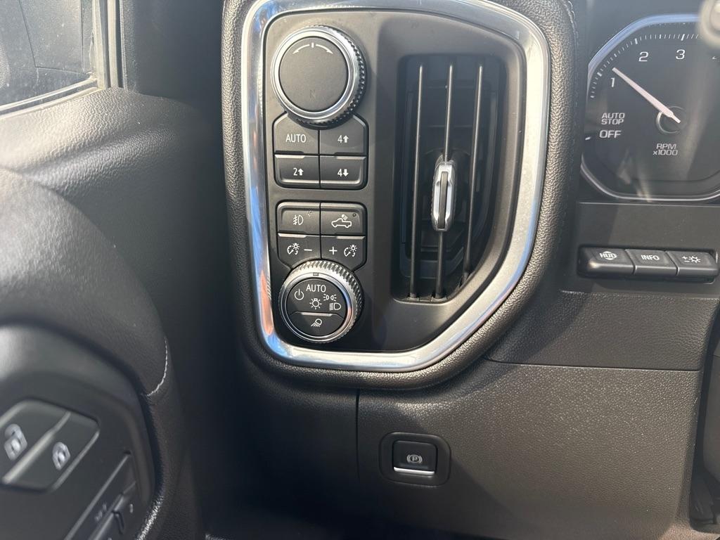 GMC Sierra 1500 4WD Crew Cab 147" Denali 2019