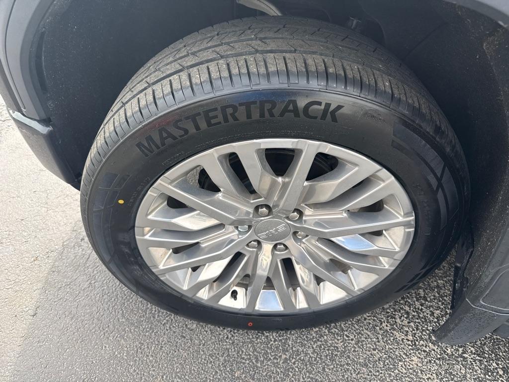 GMC Sierra 1500 4WD Crew Cab 147" Denali 2019