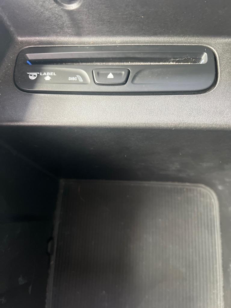 RAM 3500 4WD Mega Cab 160.5" Laramie 2015