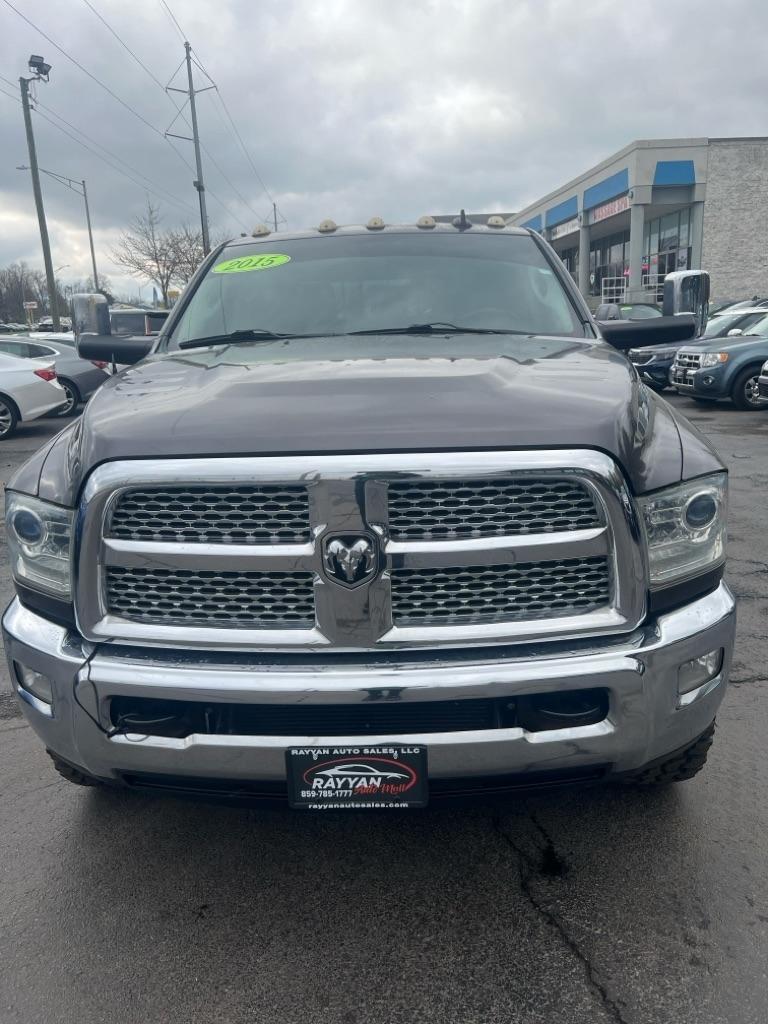 RAM 3500 4WD Mega Cab 160.5" Laramie 2015