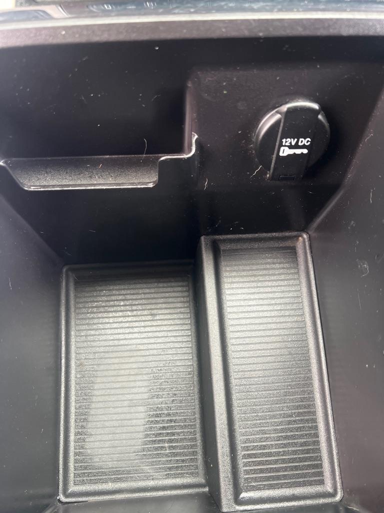 RAM 3500 4WD Mega Cab 160.5" Laramie 2015