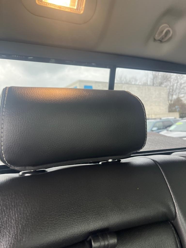 RAM 3500 4WD Mega Cab 160.5" Laramie 2015