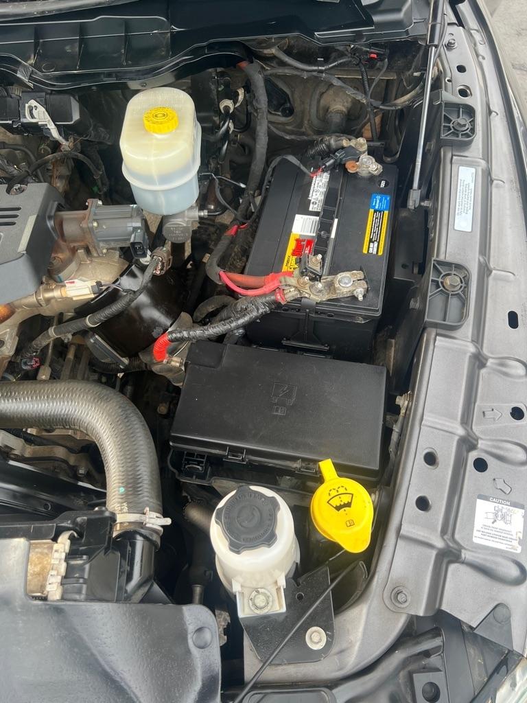 RAM 3500 4WD Mega Cab 160.5" Laramie 2015