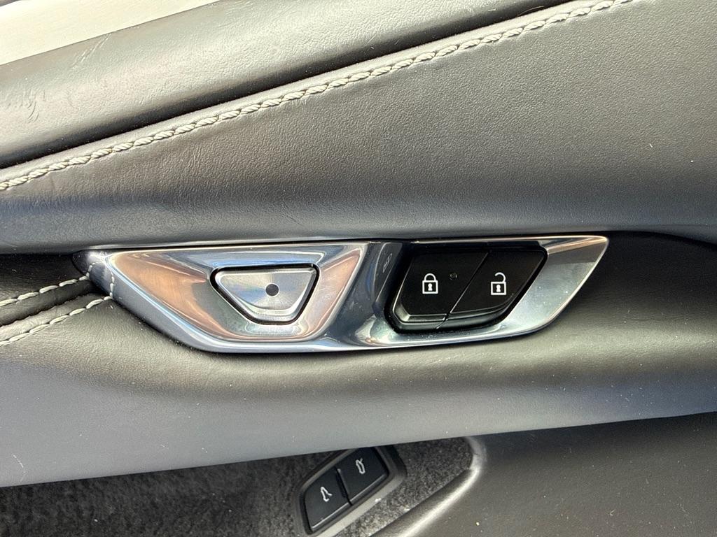 Chevrolet Corvette 2dr Stingray Conv w/3LT 2023