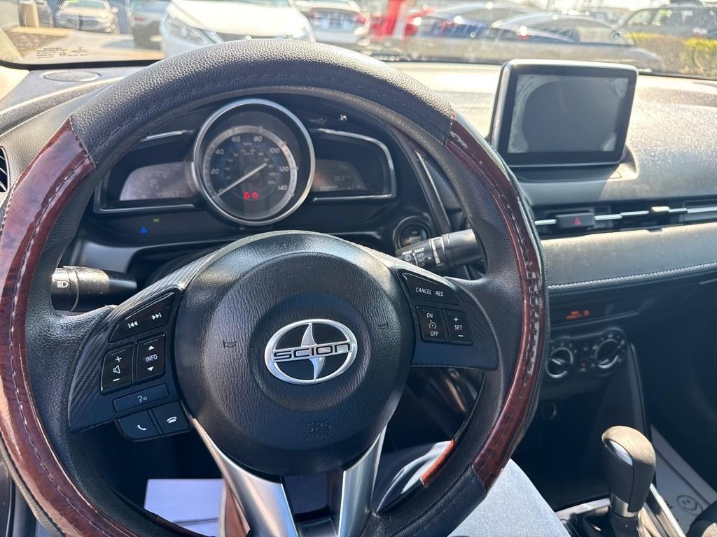 Scion iA 4dr Sdn Man (Natl) 2016