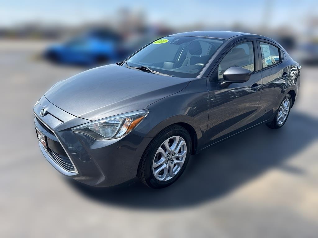 Scion iA 4dr Sdn Man (Natl) 2016