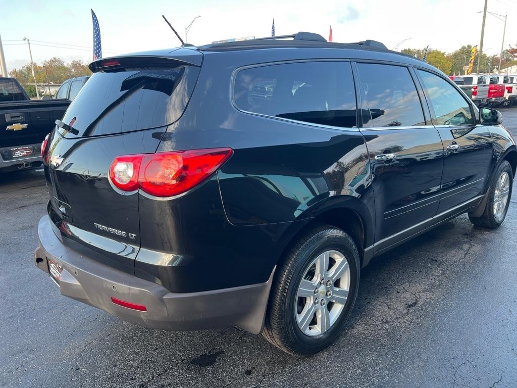 Chevrolet Traverse AWD 4dr LT w/1LT 2011