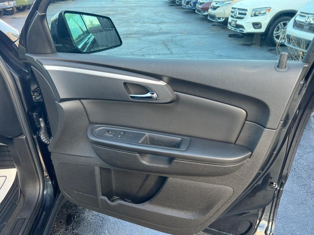 Chevrolet Traverse AWD 4dr LT w/1LT 2011