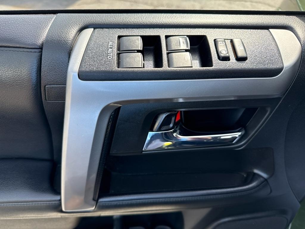 Toyota 4Runner TRD Off Road Premium 4WD (Natl) 2021