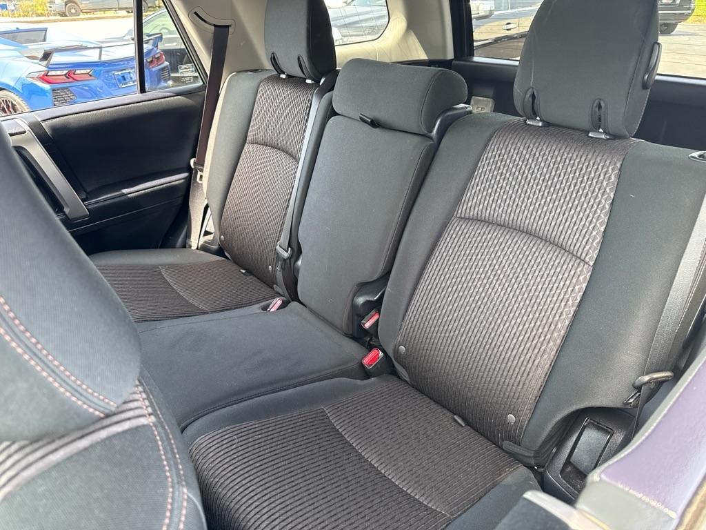 Toyota 4Runner TRD Off Road Premium 4WD (Natl) 2021