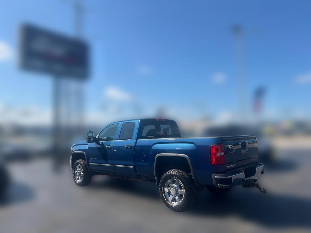 2016 GMC Sierra 2500HD 4WD Double Cab 144.2" SLT