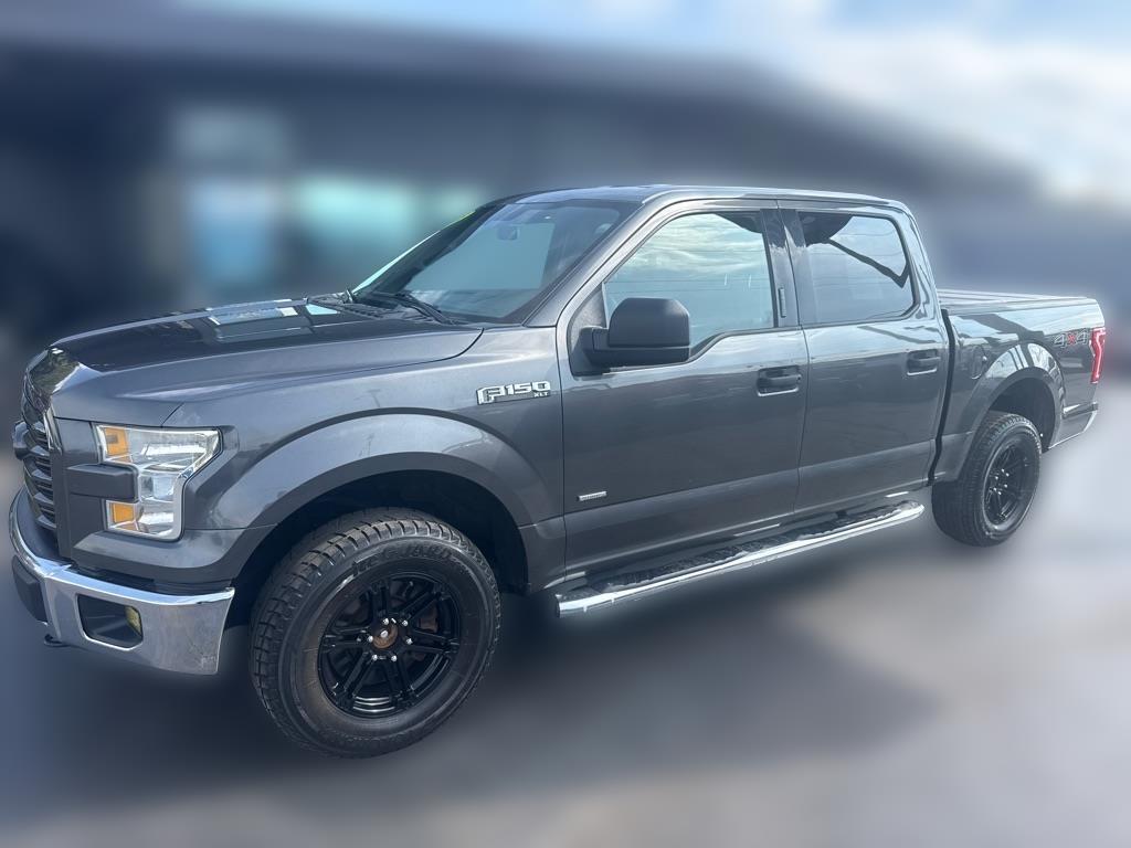 2015 Ford F-150 4WD SuperCrew 145" XLT