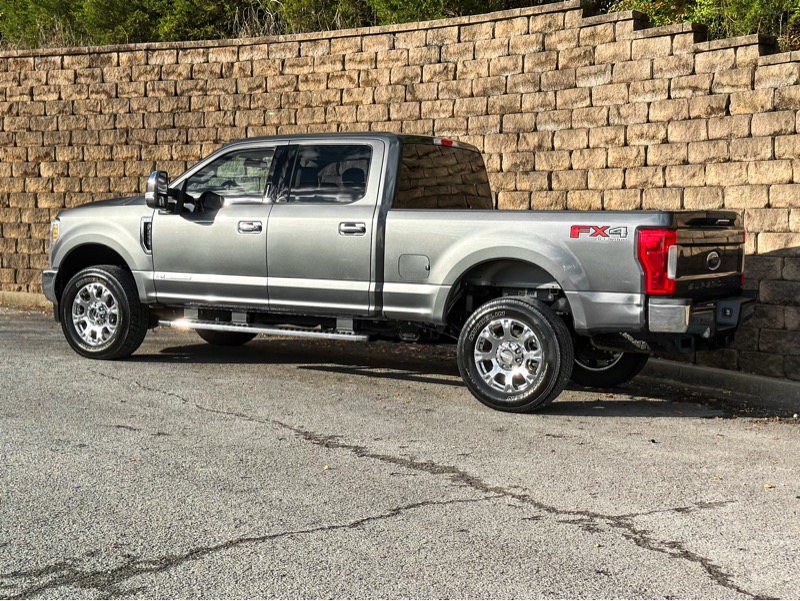 Ford F-250 SD XLT Crew Cab 4WD 2019 Ford F-250 SD XLT Crew Cab 4WD 2019