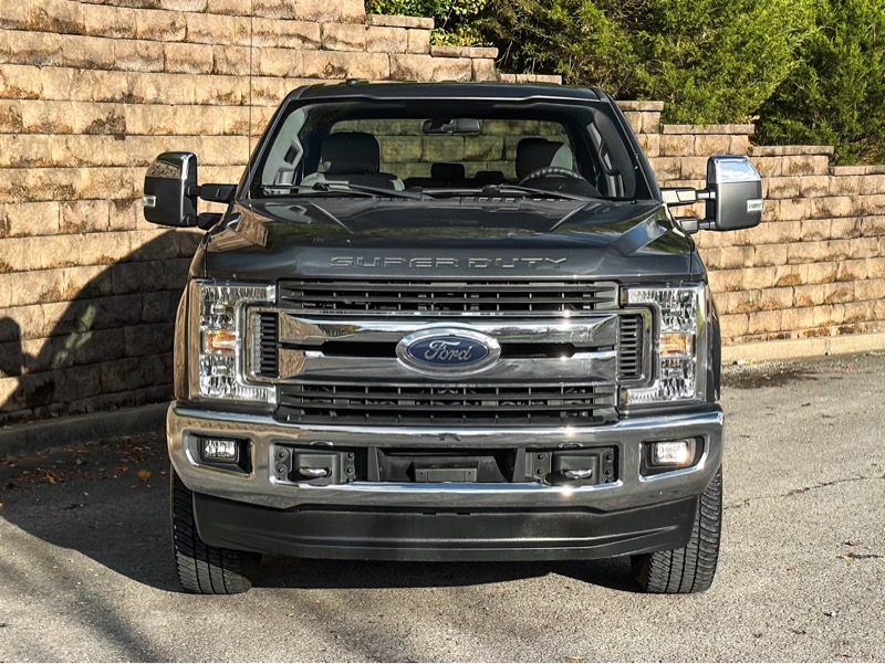 Ford F-250 SD XLT Crew Cab 4WD 2019 Ford F-250 SD XLT Crew Cab 4WD 2019