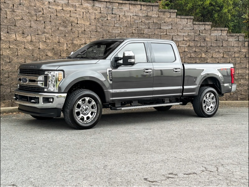 2019 Ford F-250 SD XLT Crew Cab 4WD