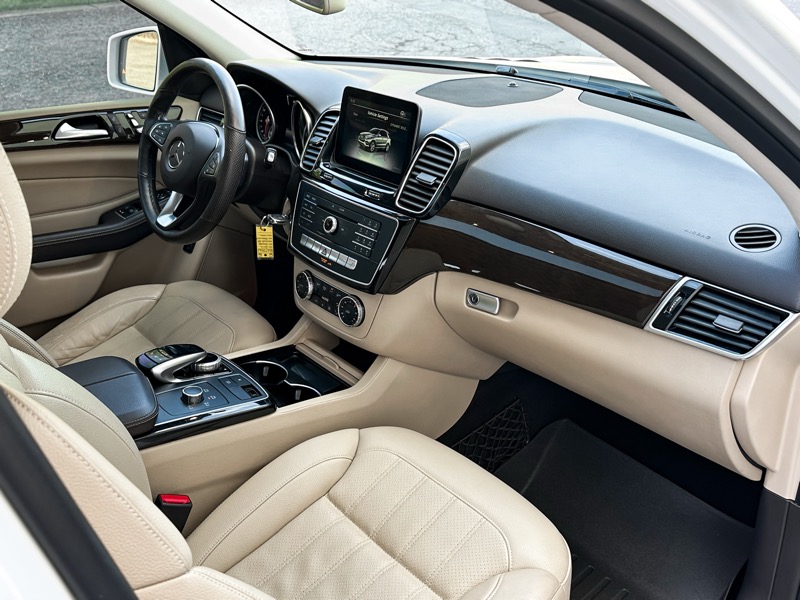 Mercedes-Benz GLE-Class GLE350 4MATIC 2016 Mercedes-Benz GLE-Class GLE350 4MATIC 2016