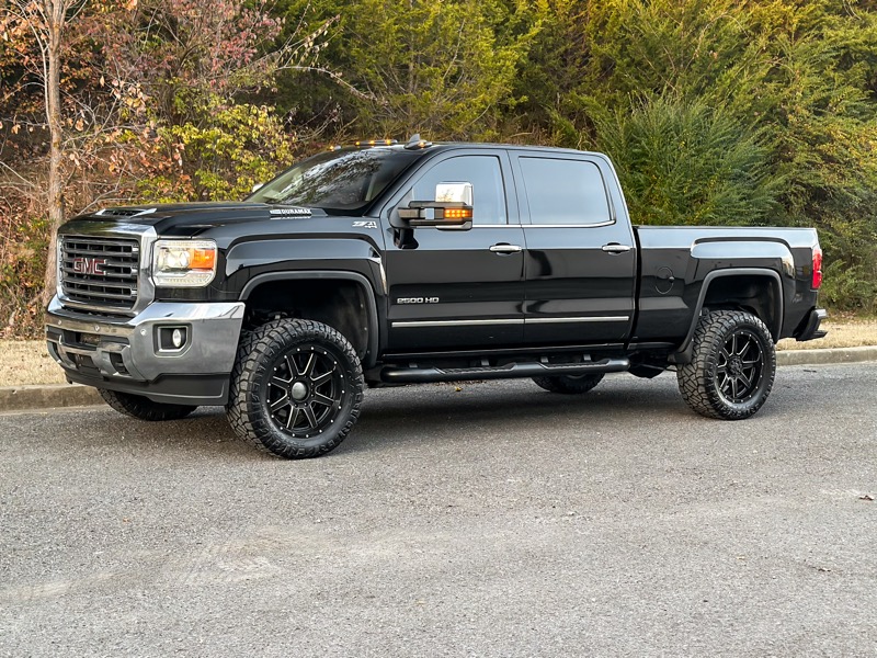 2018 GMC Sierra 2500HD SLT Crew Cab 4WD