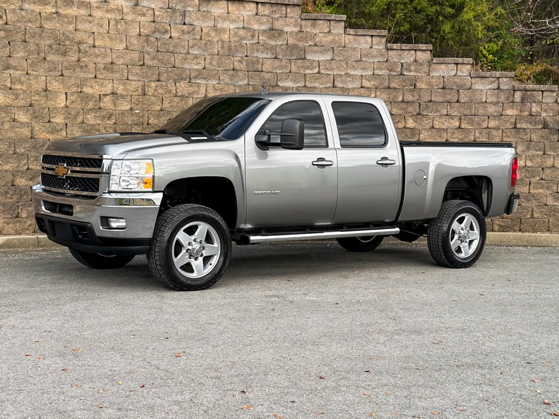 2012 Chevrolet Silverado 3500HD LTZ Crew Cab 4WD