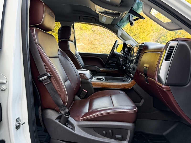 Chevrolet Silverado 1500 High Country Crew Cab 2WD 2014