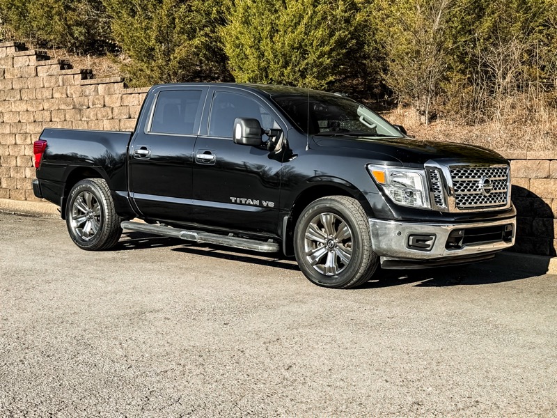 Nissan Titan SV Crew Cab 2WD 2019