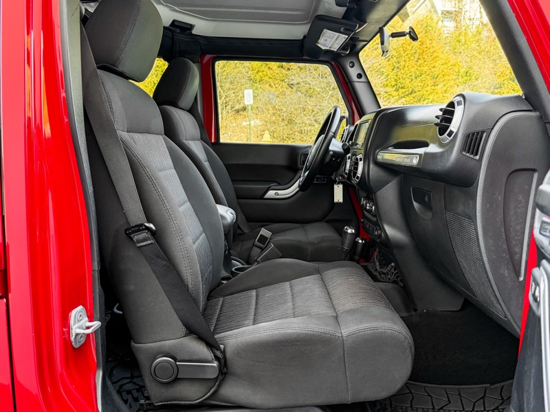 Jeep Wrangler Unlimited Rubicon 4WD 2012