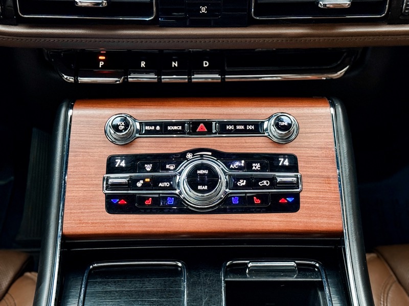 Lincoln Aviator Reserve AWD 2020