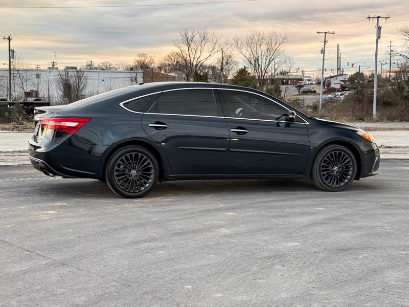 Toyota Avalon XLE 2016