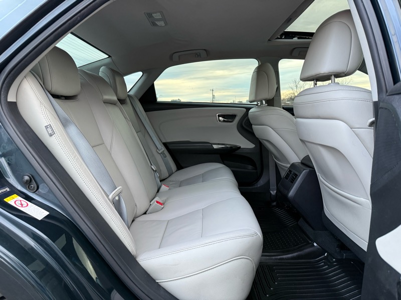 Toyota Avalon XLE 2016